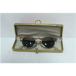 1950S LADIES CAT EYE SUNGLASSES WITH CASE