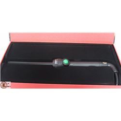 PRETTY YOUNG THING 19MM BLACK CURLING WAND
