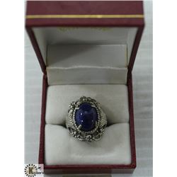 ANTIQUE RING WITH BLUE LAPIS STONE