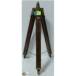 1950'S WOOD SOLID BRASS TRI-POD 2 LAYER