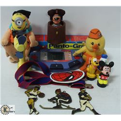 FLAT OF COLLECTOR TOYS