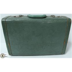 VINTAGE GREEN SUIT CASE