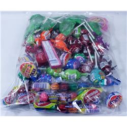BAG OF ASSORTED SUCKERS & GUM
