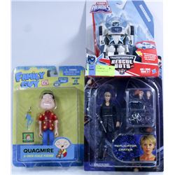 LOT OF 3 FIGURES AND TOYS