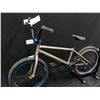Image 2 : GREY HARO BMX BIKE, NO BRAKES