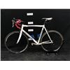 Image 1 : WHITE CANNONDALE CAAD 9 21 SPEED ROAD BIKE WITH CLIP PEDALS