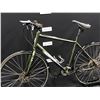 Image 2 : GREEN KONA DEW DELUXE 24 SPEED HYBRID TRAIL BIKE WITH FRONT AND REAR HYDRAULIC DISC BRAKES