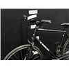 Image 2 : BLACK TREK FX2 24 SPEED HYBRID TRAIL BIKE