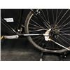 Image 2 : BLACK TREK FX 1 21 SPEED HYBRID TRAIL BIKE