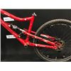 Image 2 : RED DEVINCI HECTIK 8 SPEED FULL SUSPENSION MOUNTAIN BIKE WITH HYDRAULIC DISC BRAKES, MISSING SEAT,