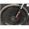 Image 2 : BLUE GIANT TREK BOULDER 27 SPEED FRONT SUSPENSION MOUNTAIN BIKE WITH FRONT DISC BRAKE, LARGE FRAME