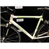 Image 2 : WHITE AND GREEN NOVARA CAREMA 21 SPEED ROAD BIKE