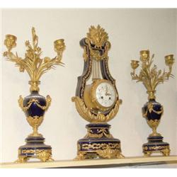 Very beautiful Clock in form of a lyre