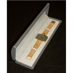 Very nice Wristwatch in 18 carat gold