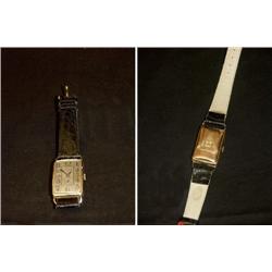 Nice and rare Wristwatch, 18 carat gold