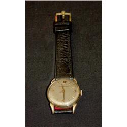 Gold plated Wristwatch laminated 40 m.