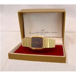 Wristwatch, all 18 ct gold, 22 diamonds