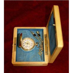 Very nice Broach Watch in gold