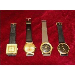 Lot of 4 gold-plated Wristwatches