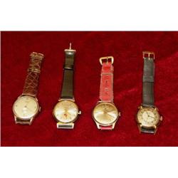 Lot of 4 gold-plated Wristwatches
