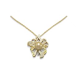 0.76 ctw Diamond and Pearl Necklace 18K Yellow Gold