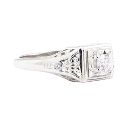 0.22 ctw Diamond Ring - Platinum