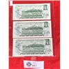 Image 2 : Lot of 3 1973 Bank of Canada $1 Bank Notes in a Sheet Protector