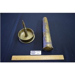 2 Pieces Militaria