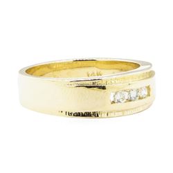 0.17 ctw Diamond Ring - 14KT Yellow Gold