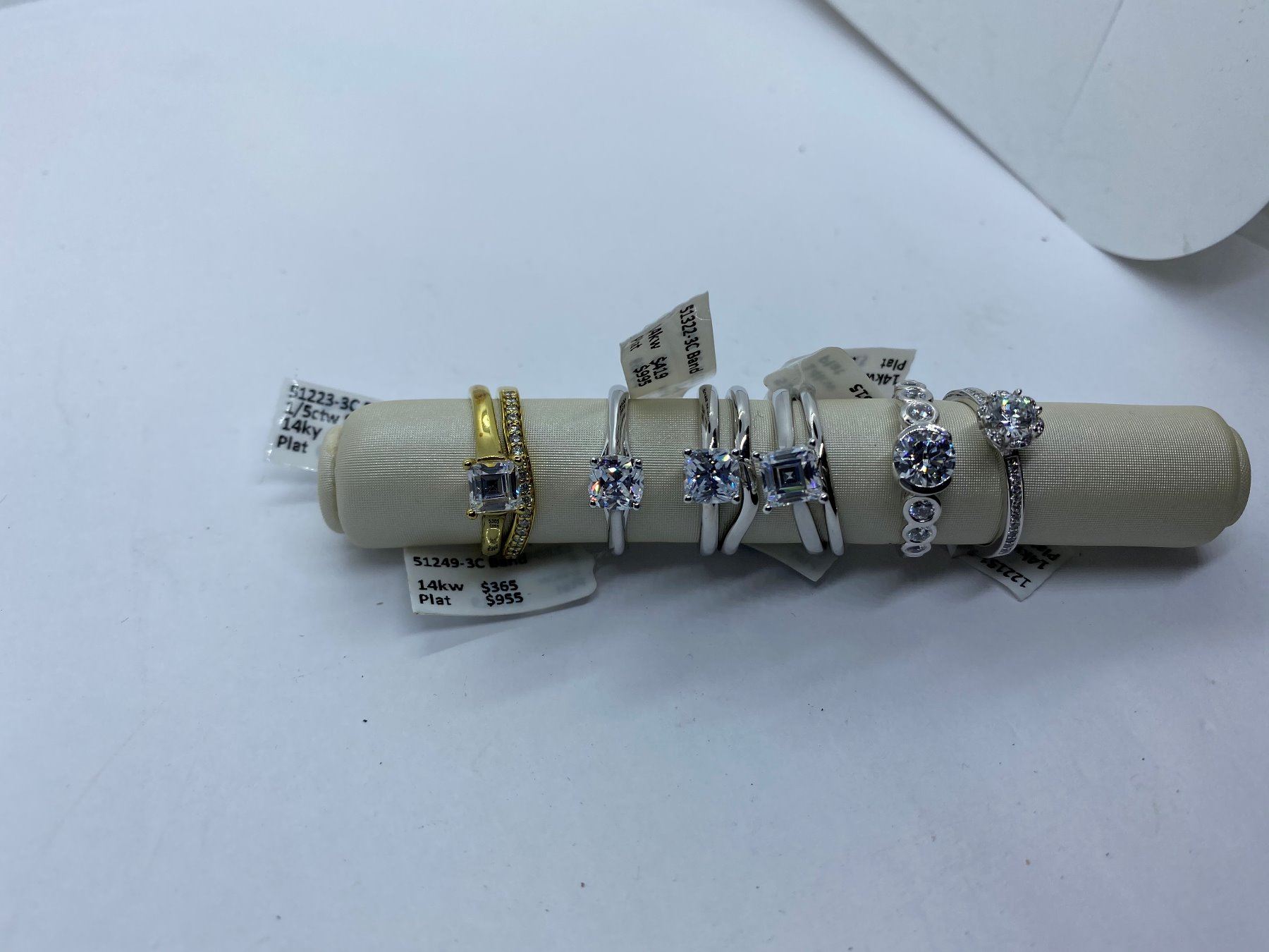 ASSORTED SAMPLE RINGS