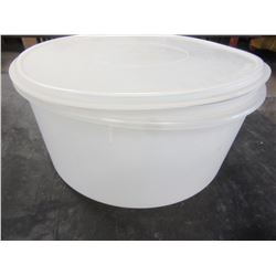 TUPPERWARE PLASTIC CAKE SAVER CONTAINER