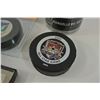 Image 3 : NHL Pucks and Autographs