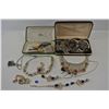 Image 1 : Costume Jewelry Lot