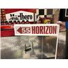 Image 2 : NO RESERVE COLLECTIBLE HORIZON 55 SIGN