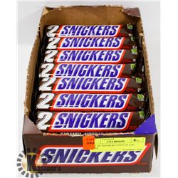 LOT OF SNICKERS CHOCOLATE BARS.