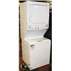 Image 1 : GE WHITE LAUNDRY CENTER. (STACKED)