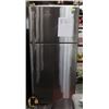 Image 1 : GE STAINLESS STEEL STANDARD FRIDGE W/