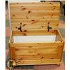 Image 1 : ESTATE SOLID WOOD PINE STORAGE