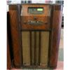Image 1 : ANTIQUE FLOOR MODEL RADIO