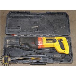 DEWALT SAWSALL W/CASE