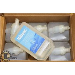 CASE WITH 6 ONE LITRE BOTTLES OF KLEENEX FOAM HAND