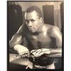 Image 1 : "SUGAR" RAY LEONARD SIGNED 8X10 PHOTO