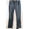 Image 2 : The Good Lie Carrie (Reese Witherspoon) Movie Costumes