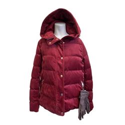 Five Feet Apart Stella (Haley Lu Richardson) Movie Costumes