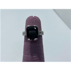 PLATINUM DIAMOND RING WITH SAPPHIRE
