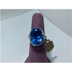 14K WHITE GOLD TOPAZ RING