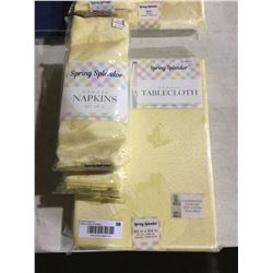 Spring Splendor Damask Round Tablecloth (60" x 104") and Napkins (17" x 17") - Yellow Lot of 3