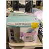 Image 1 : Nostalgia Cotton Candy Maker