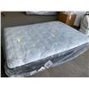 Image 2 : Queen Size pillow top Mattress