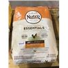 Image 1 : NutroAdult Dog Food Brown Rice and Sweet Potato - 13.61kg